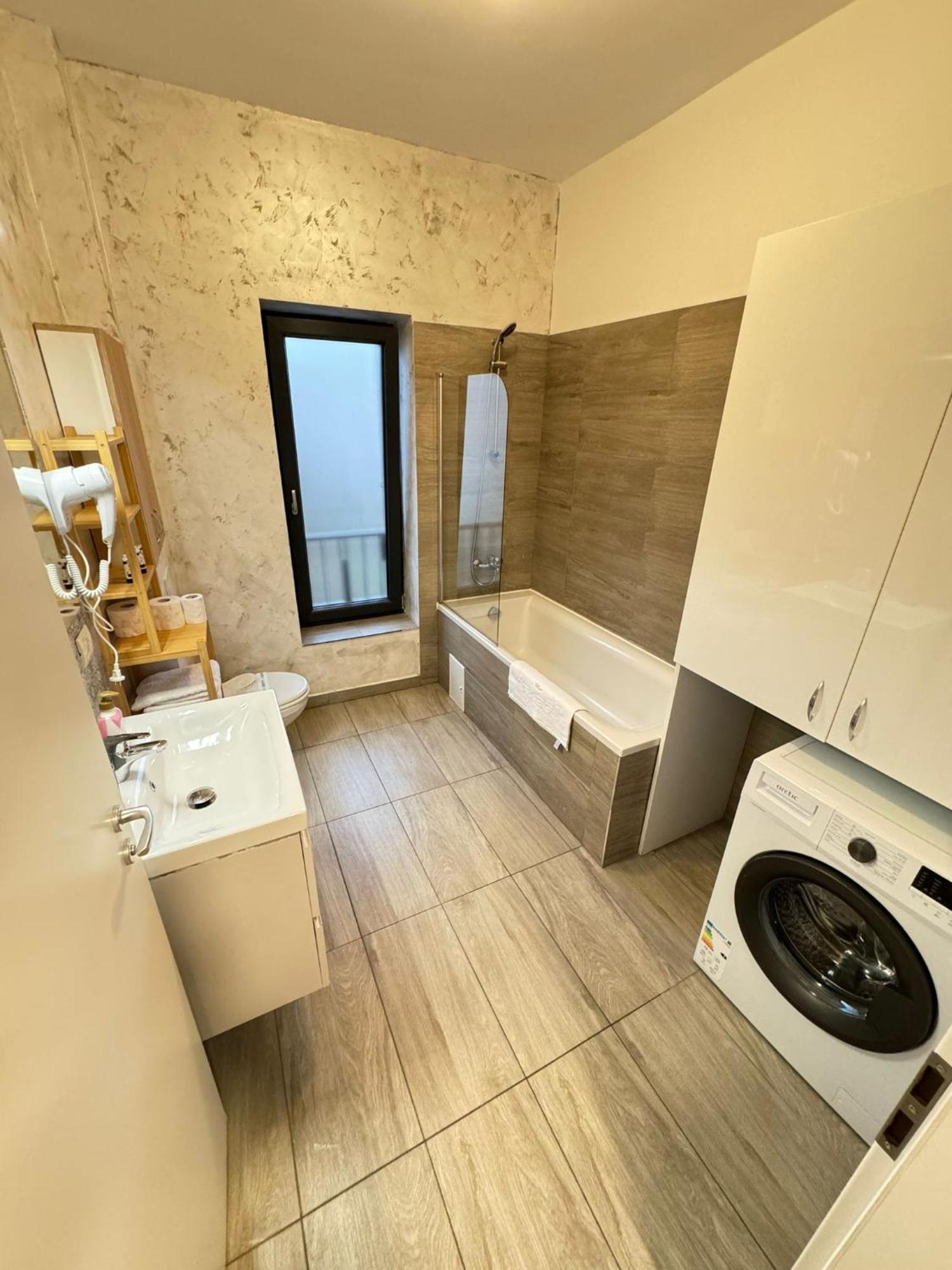 Premier Luxury Lipatti By Glam Apartments Timişoara Exterior foto